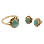 Gold single stone aventurine ring and a pair of matching stud earrings