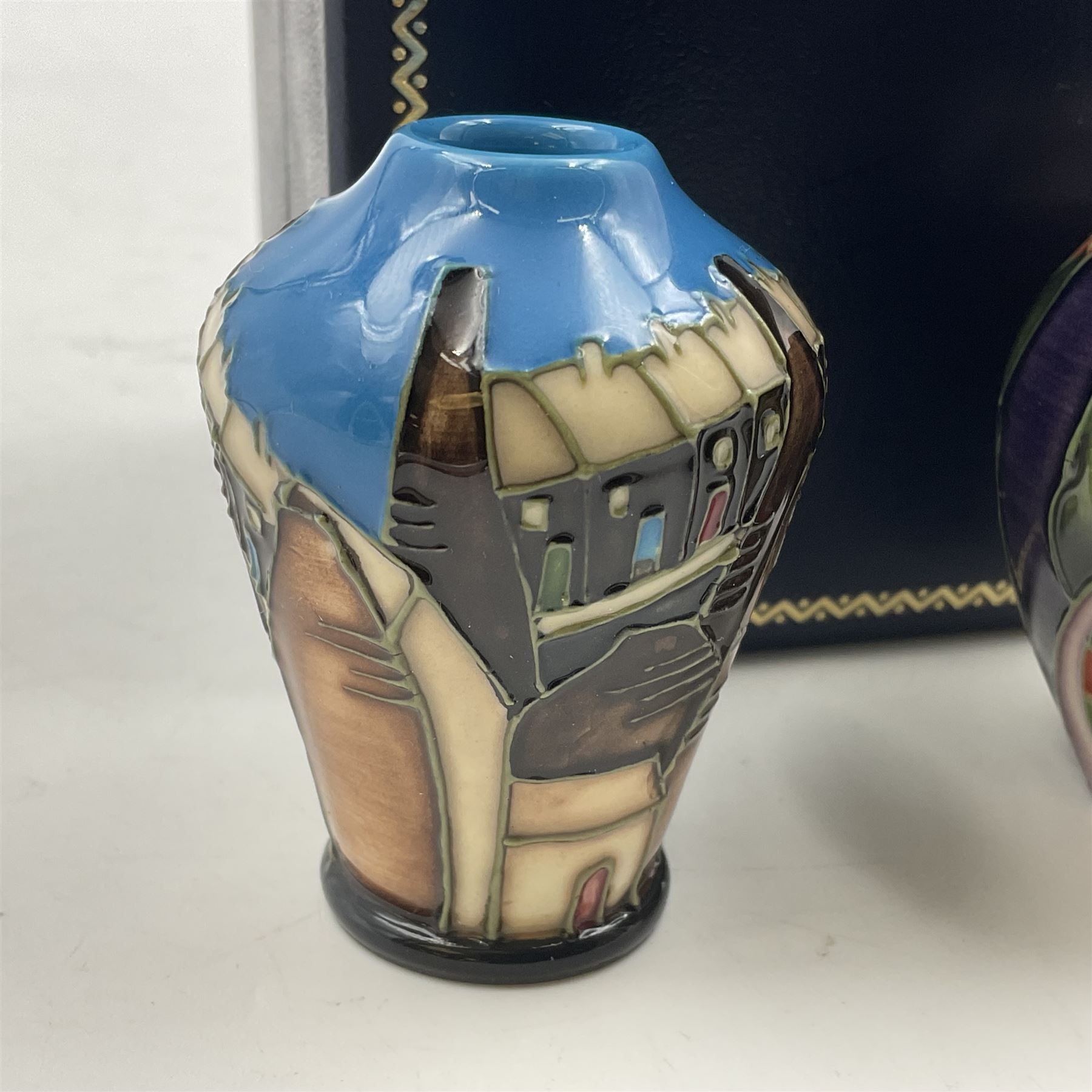 Two miniature Moorcroft vases - Image 4 of 10