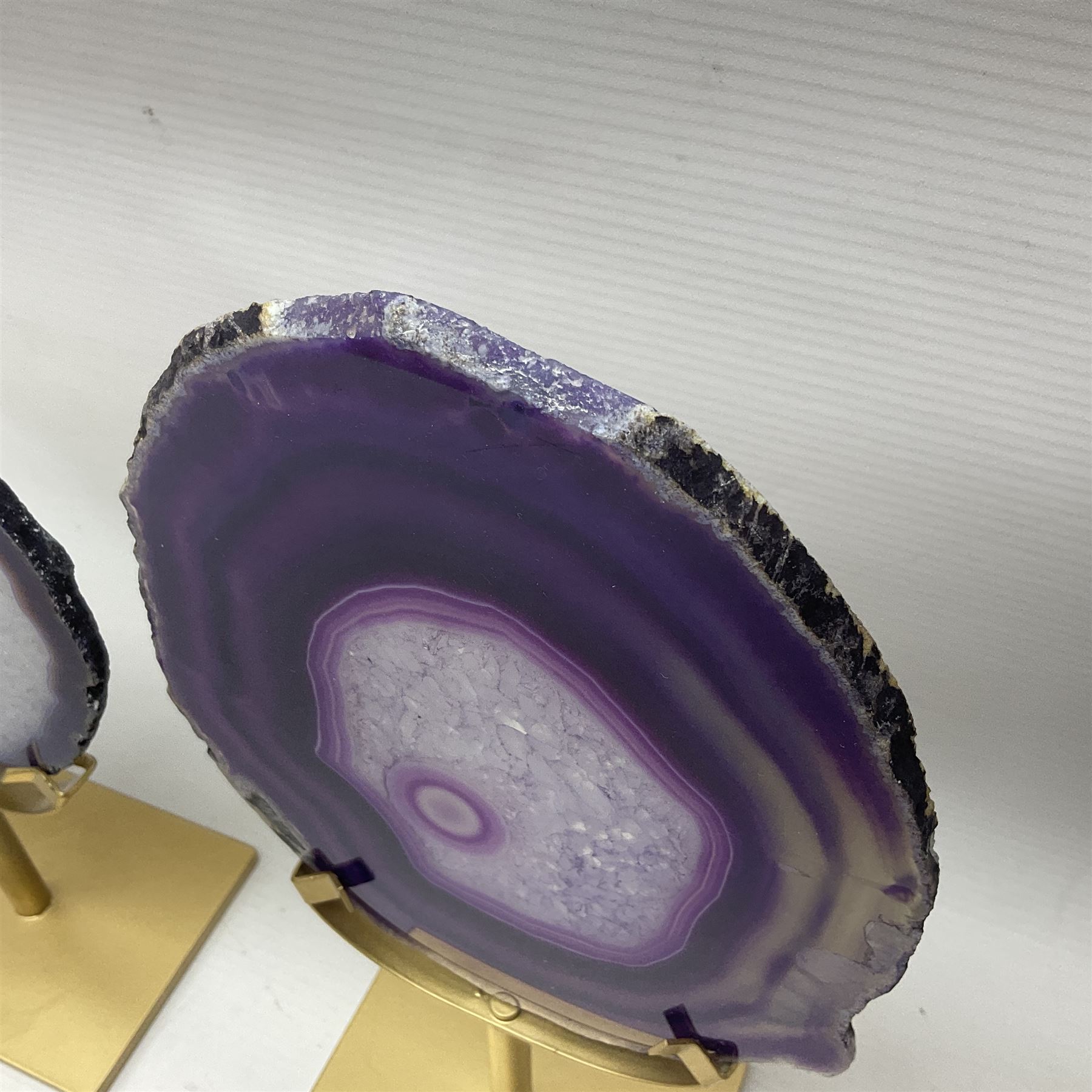 Pair of purple agate slices - Image 4 of 11