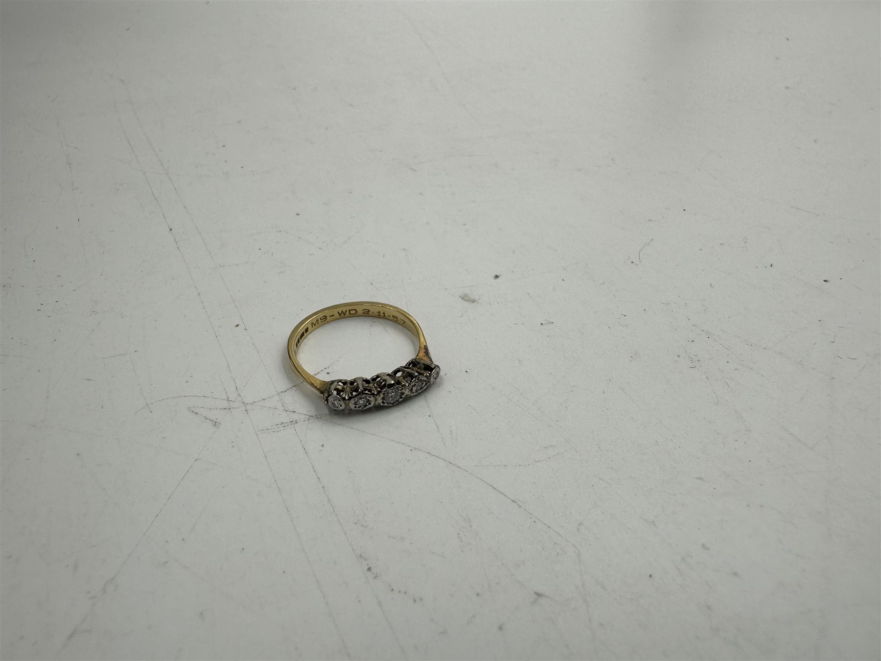 18ct gold five stone round brilliant cut diamond ring - Bild 3 aus 3