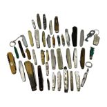 Collection of pen knives and fruit knives