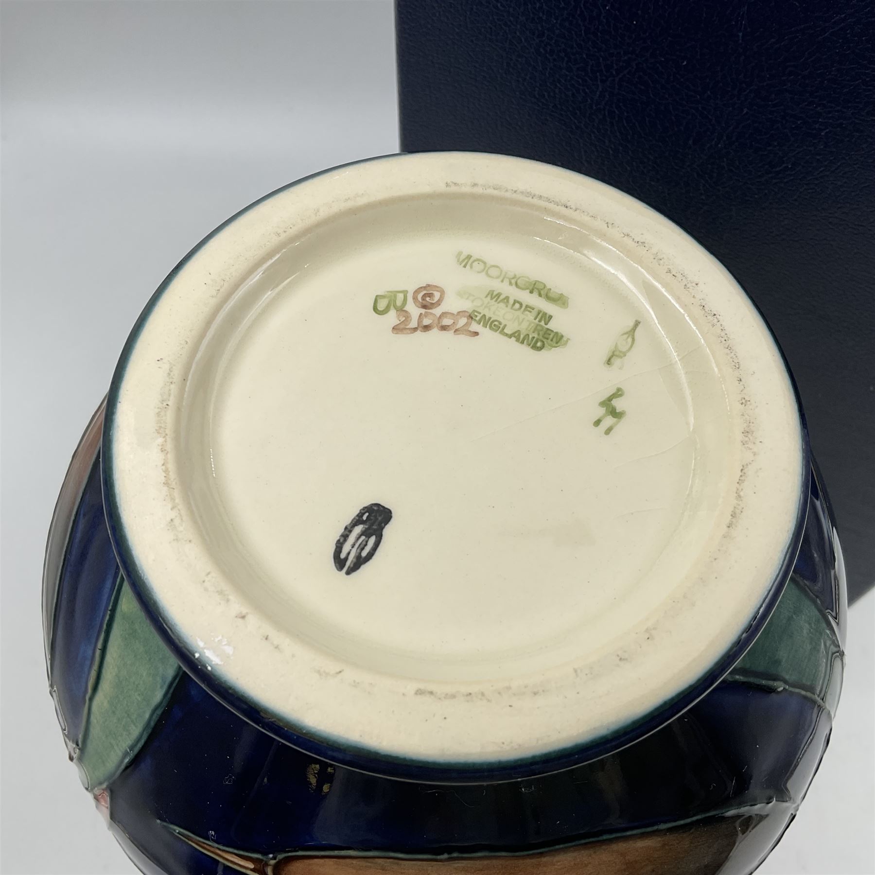 Moorcroft vase - Image 7 of 9