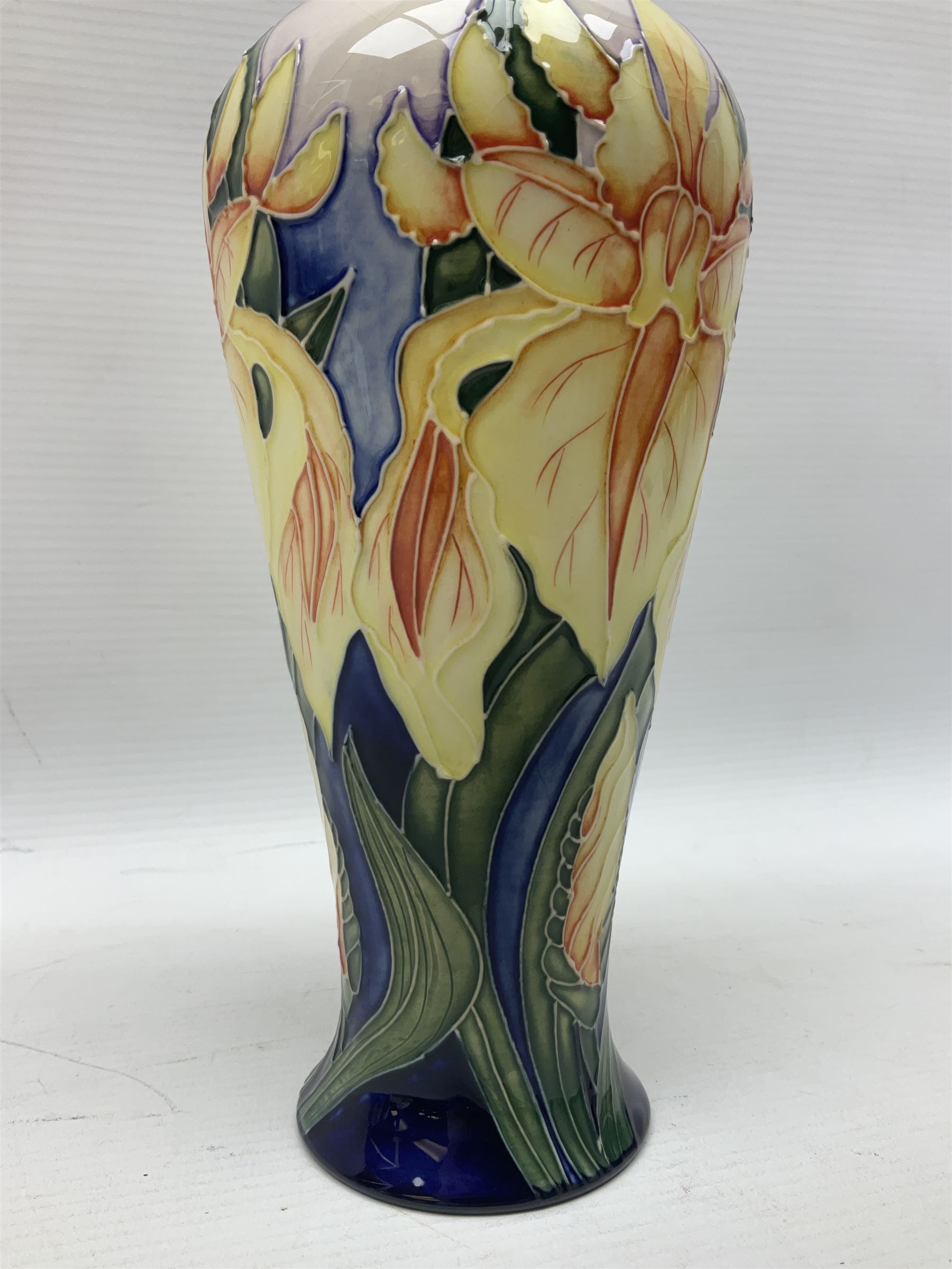 Moorcroft vase - Image 7 of 9