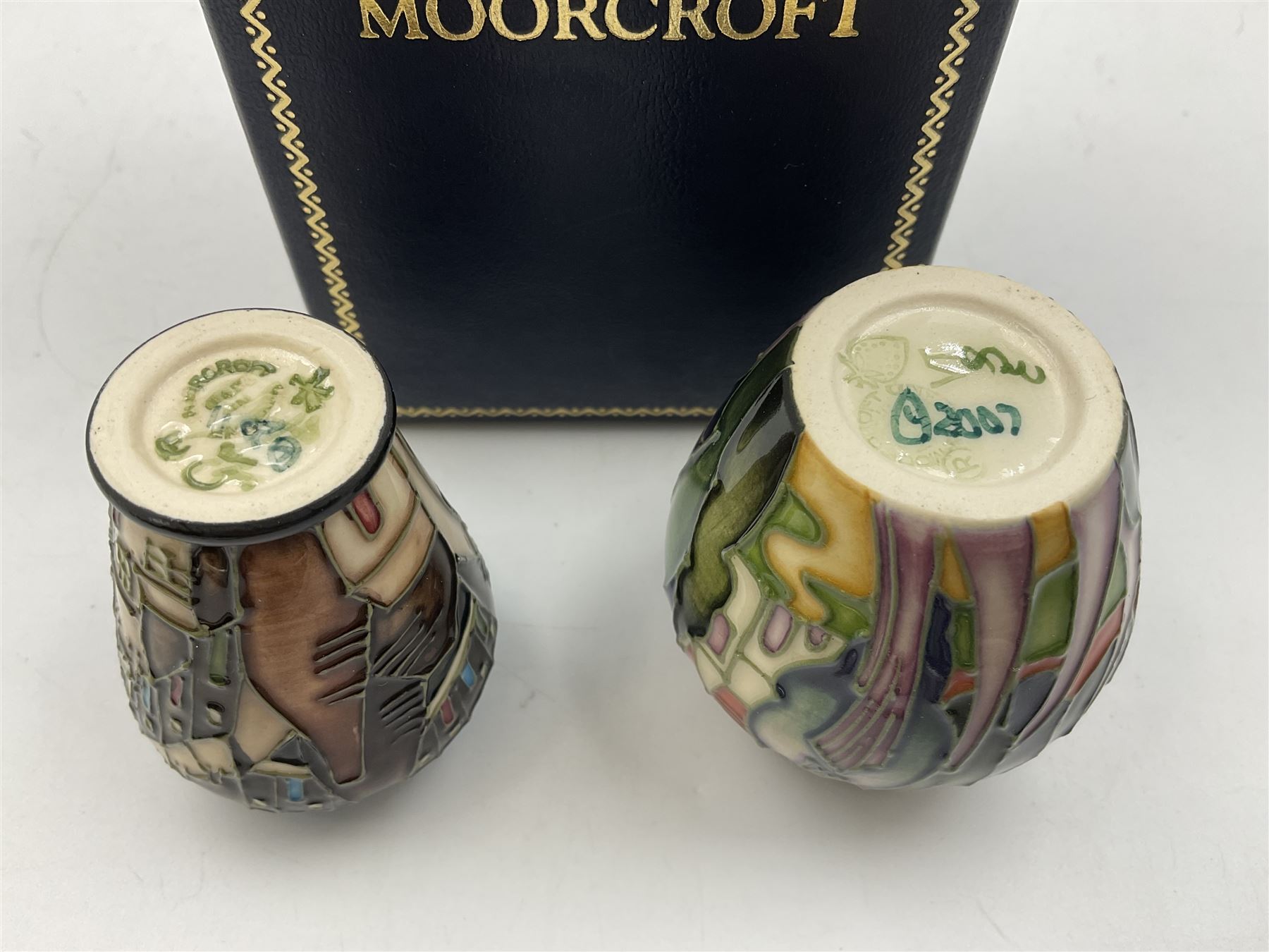 Two miniature Moorcroft vases - Image 9 of 10