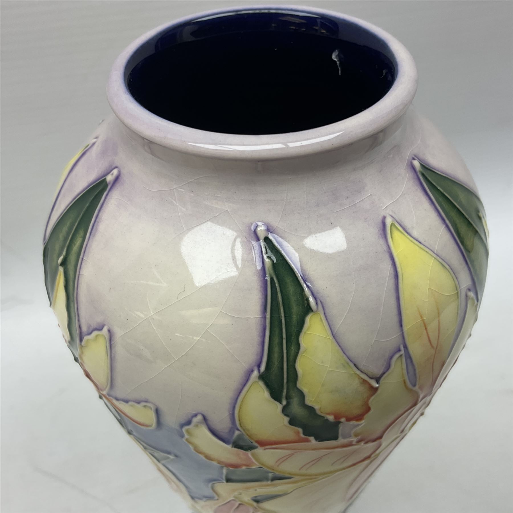 Moorcroft vase - Image 6 of 9