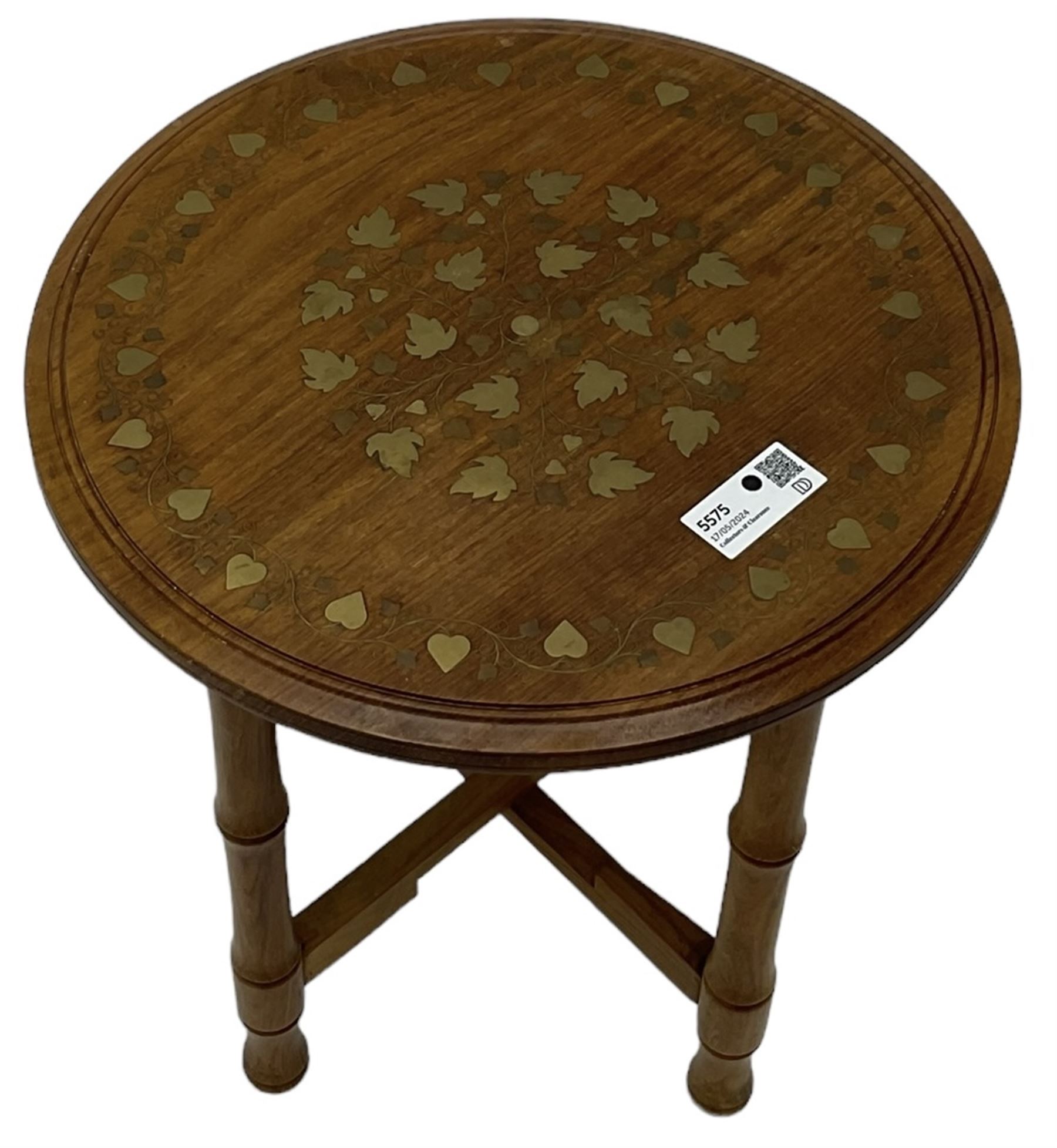 Small brass inlaid hardwood occasional table - Image 2 of 6
