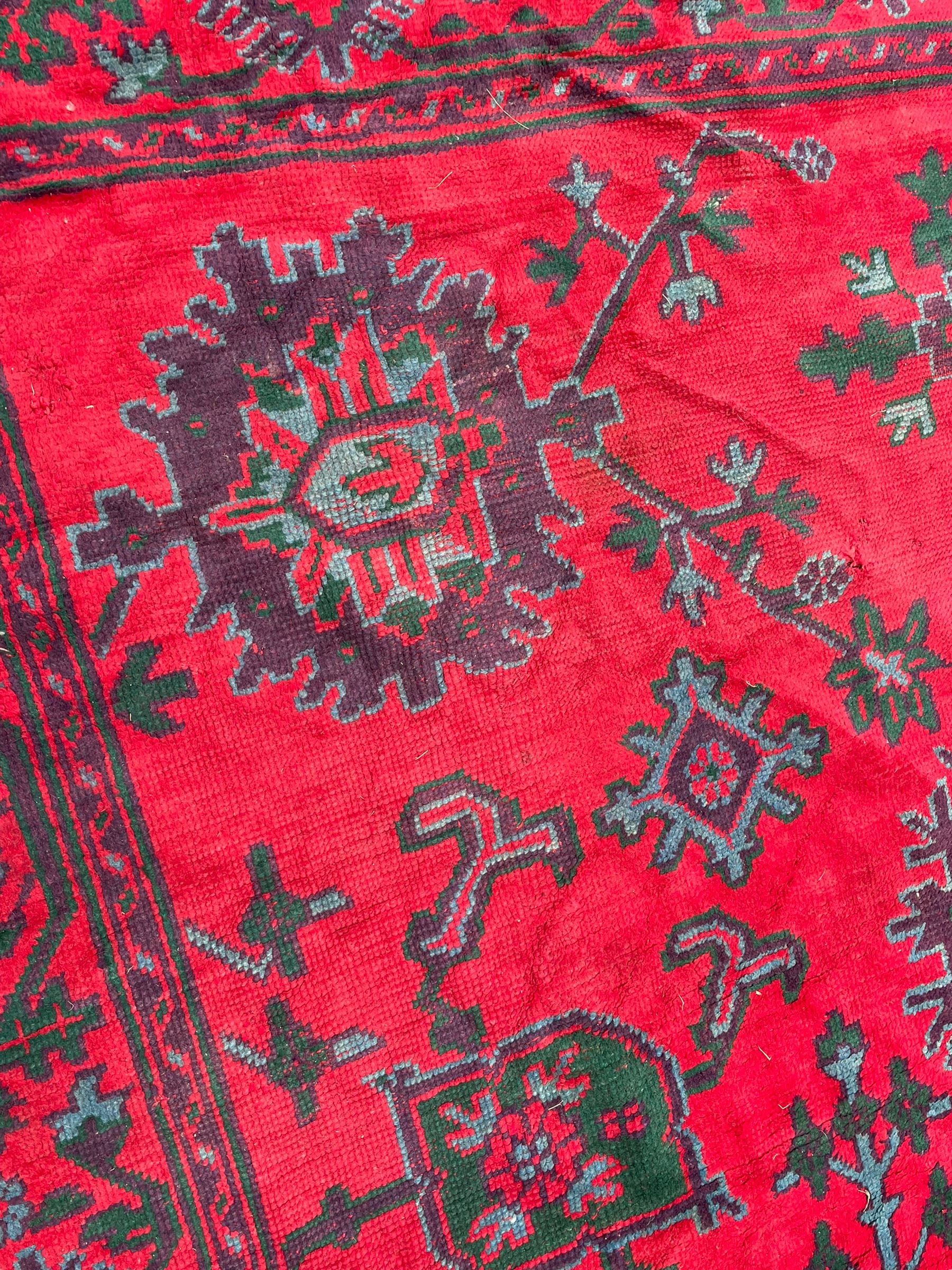 Early 20th century Western Anatolia Turkish Oushak crimson ground carpet - Image 3 of 10