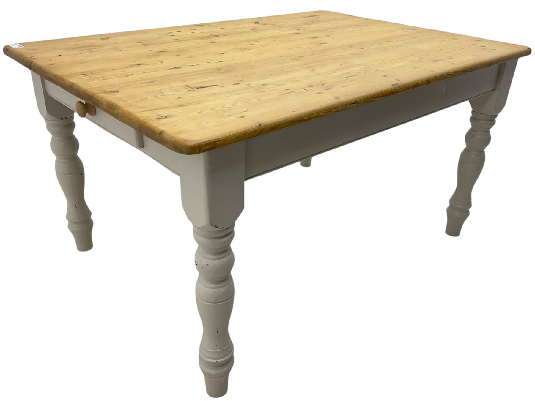 Pine farmhouse kitchen dining table - Image 4 of 7