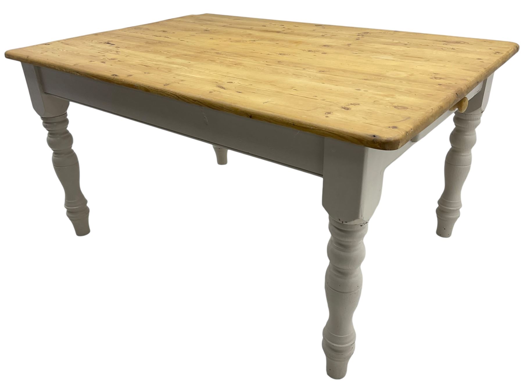 Pine farmhouse kitchen dining table - Image 5 of 7