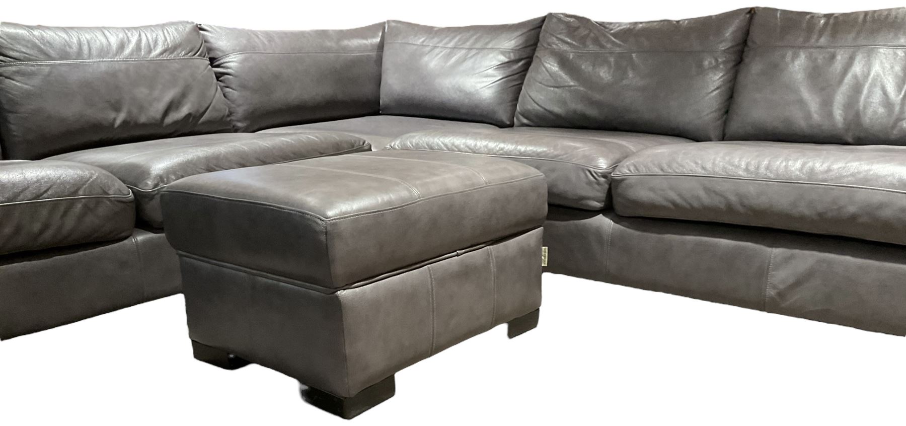 Sofa Workshop - five-seat corner sofa; matching footstool; upholstered in Italian grey leather - Bild 4 aus 7