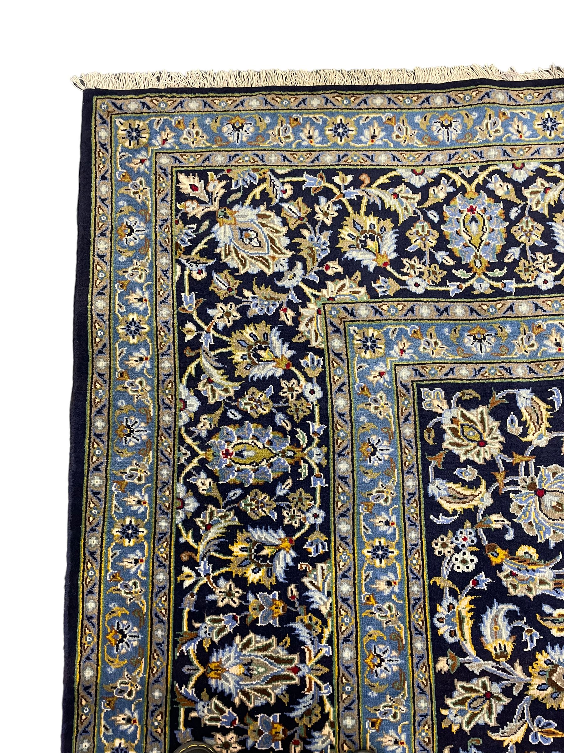 Central Persian Kashan indigo ground carpet - Image 4 of 7
