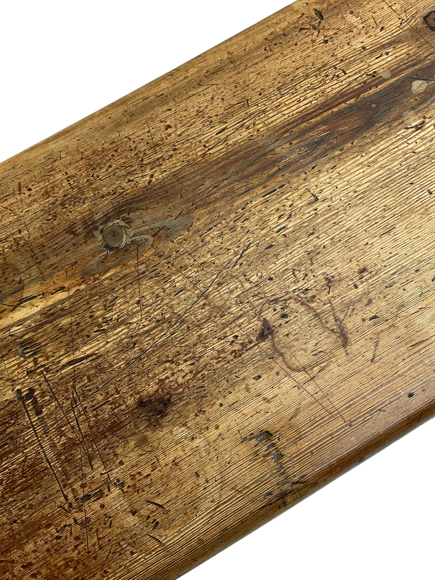 Late Victorian ecclesiastical pitch pine side table - Image 8 of 8