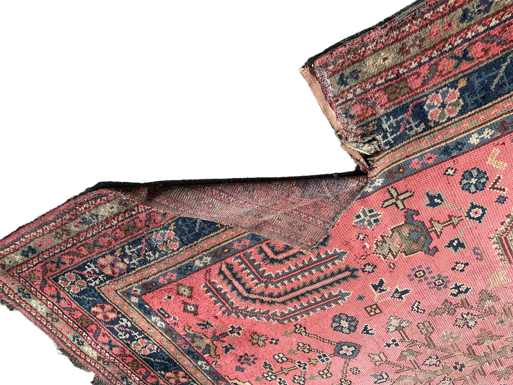 Large early 20th century Turkish red ground carpet - Image 4 of 13