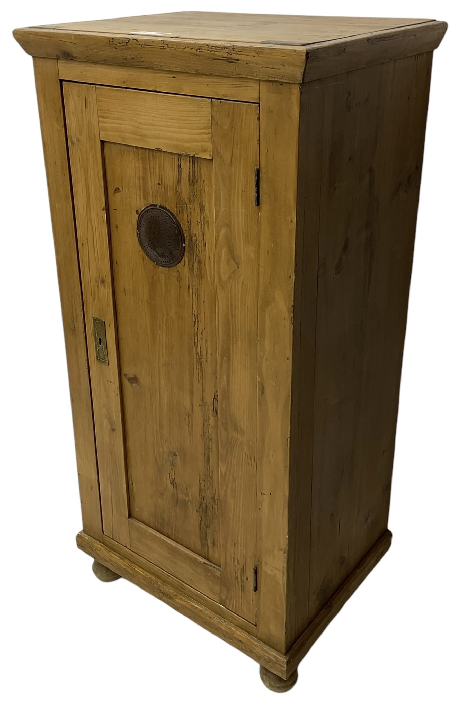 19th century French larder cupboard - Image 3 of 6