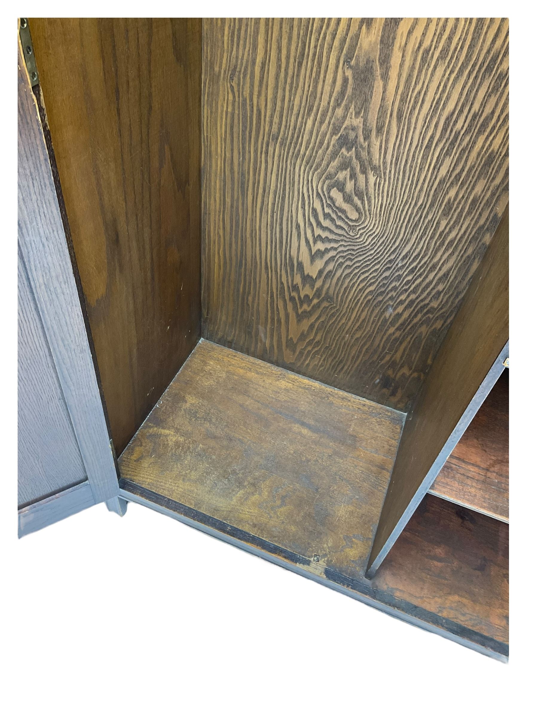 Mid-20th century oak wardrobe - Image 17 of 21