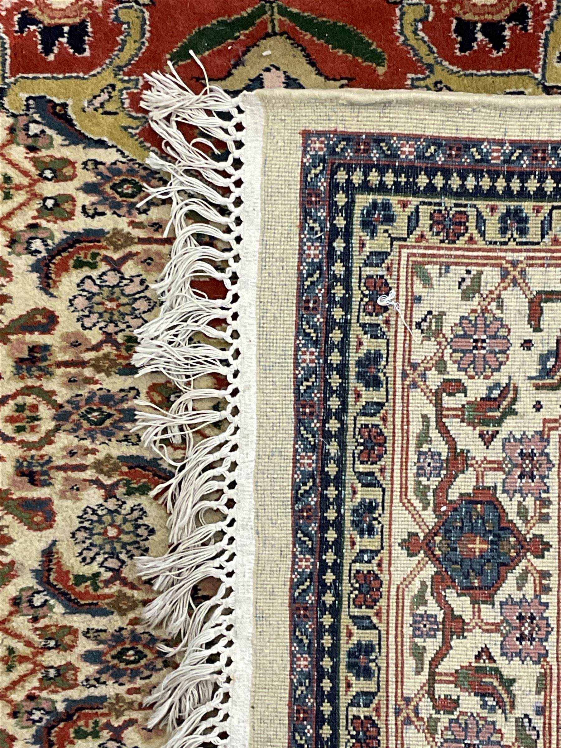 Indo-Persian Baktmar rug - Image 3 of 6
