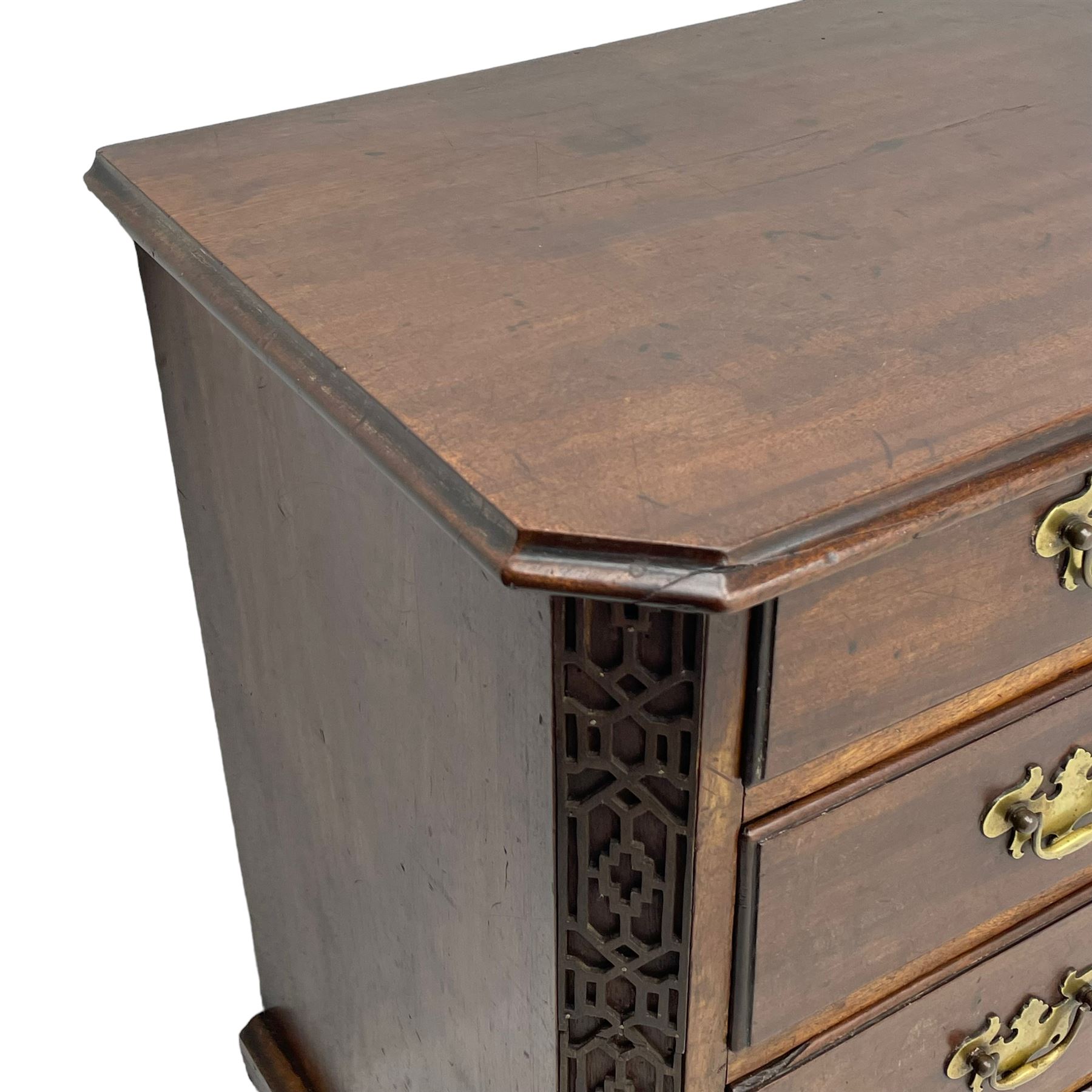 George III Chippendale design mahogany chest - Image 6 of 13