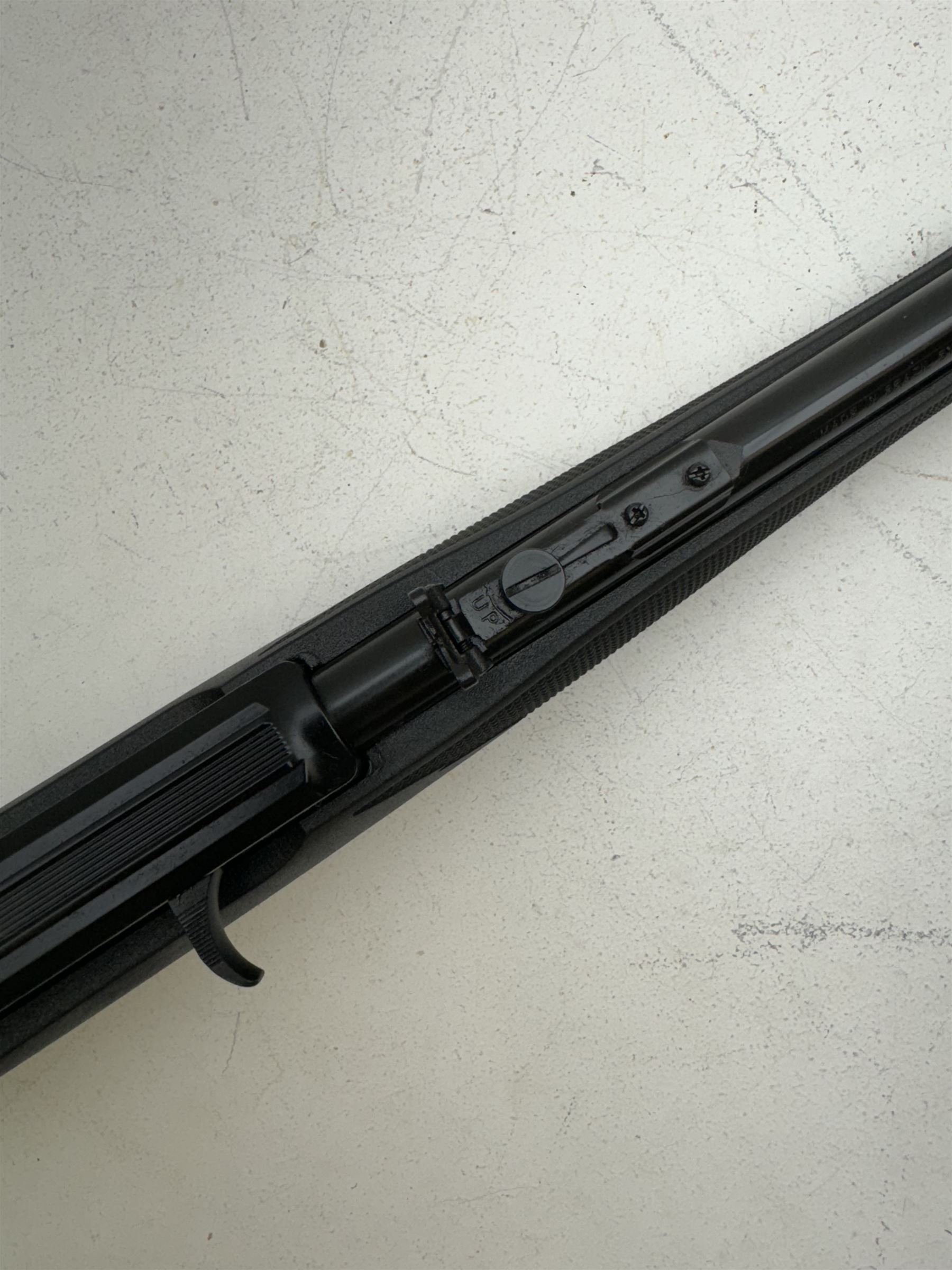 SECTION 1 FIREARMS CERTIFICATE REQUIRED - New Magtech MOD 7022 semi-auto .22 rifle 61cm (18") barrel - Bild 4 aus 15