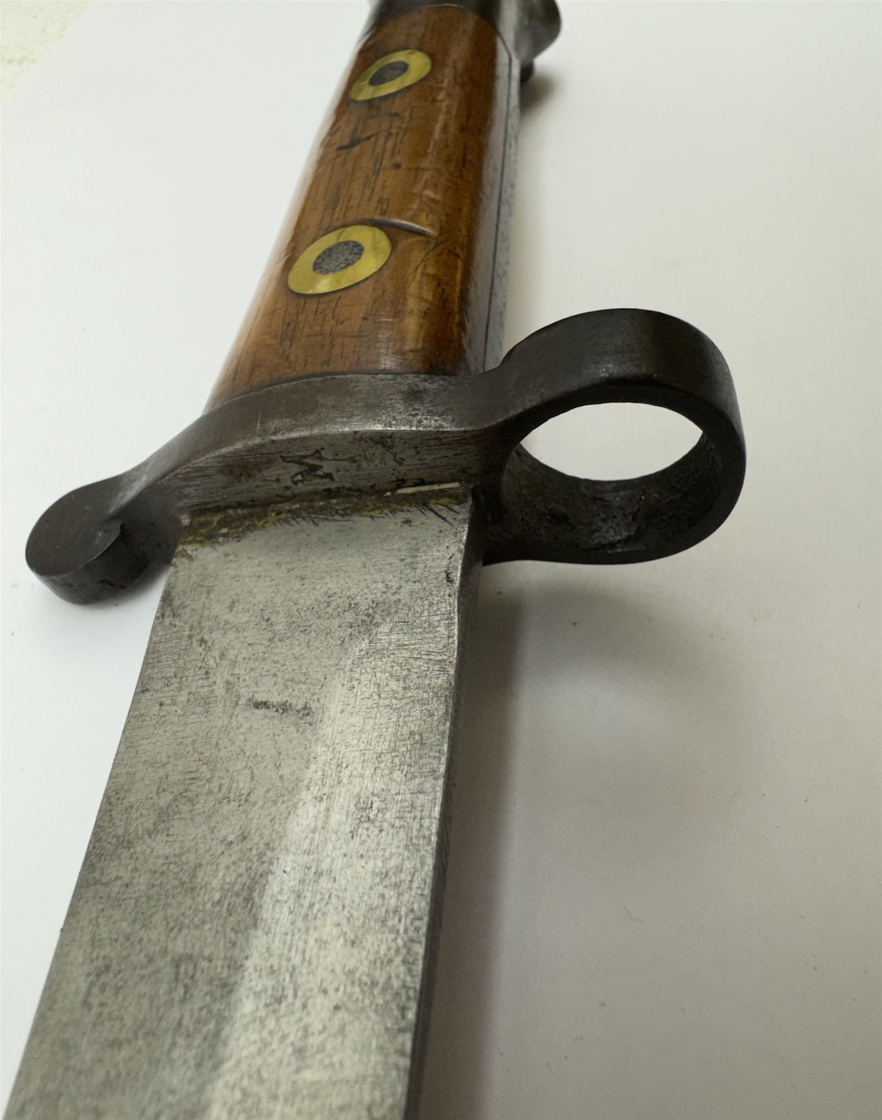 WWII Lee Metford rifle bayonet with original scabbard marked 586 - Image 4 of 8