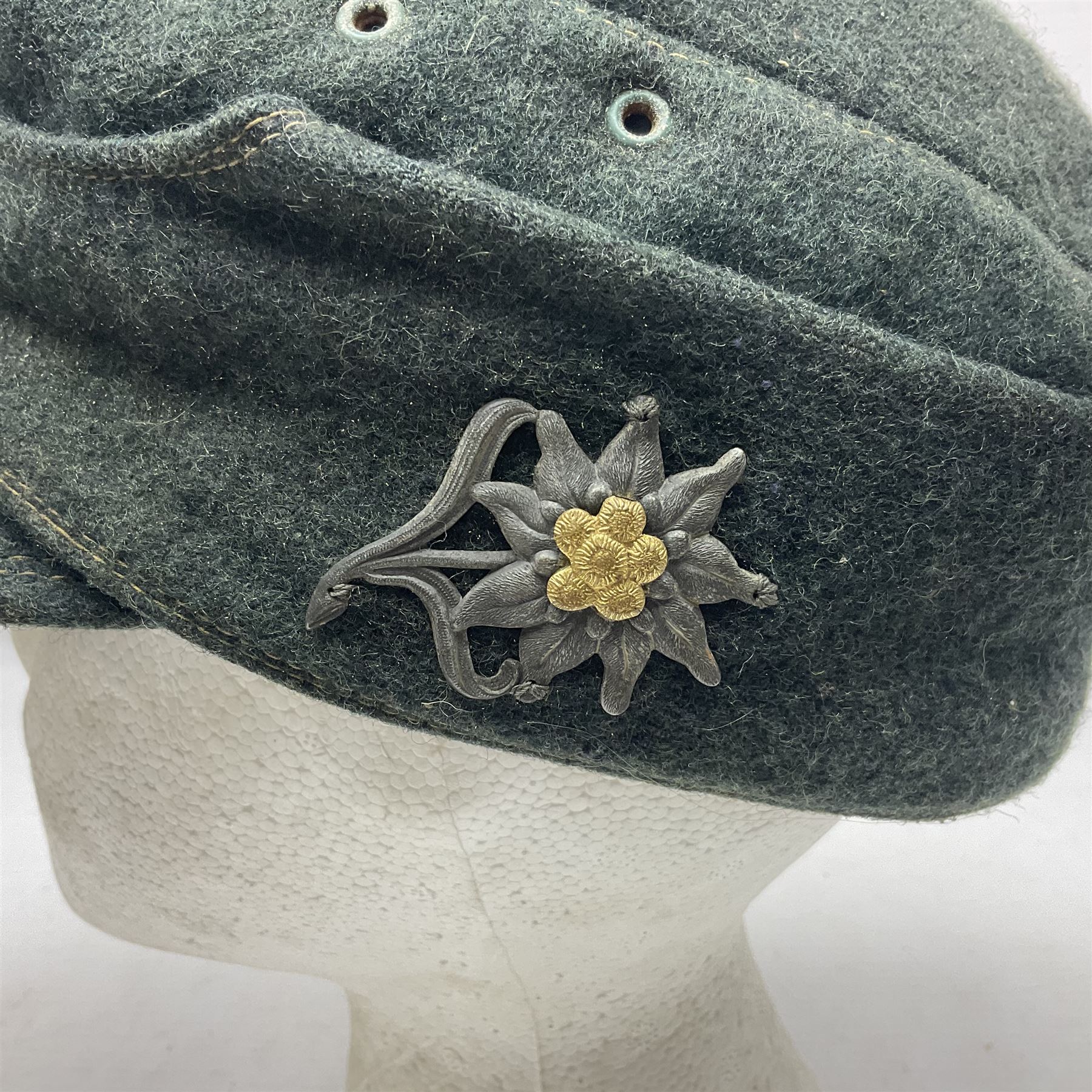 WWII German M43 field cap with 'SS' cloth badge and mountain trooper's edelweiss metal badge - Image 4 of 12