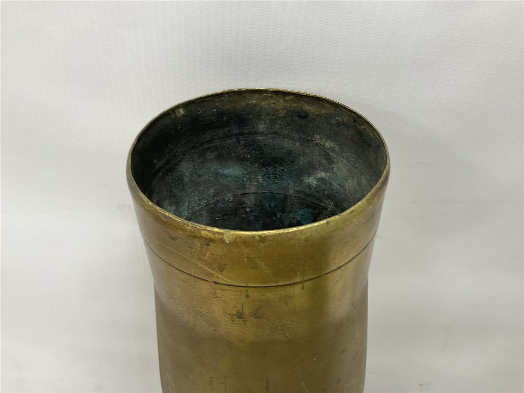 Large brass shell case - Image 2 of 12