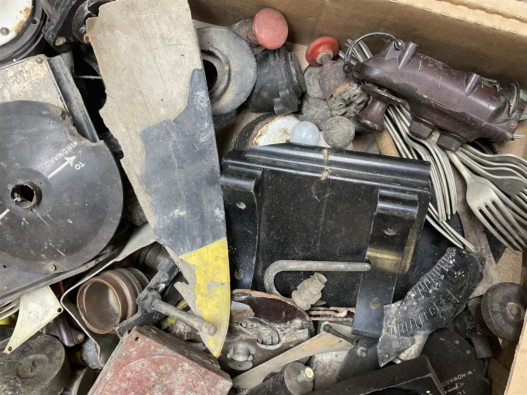Larger collection of metal salvage - Image 32 of 55