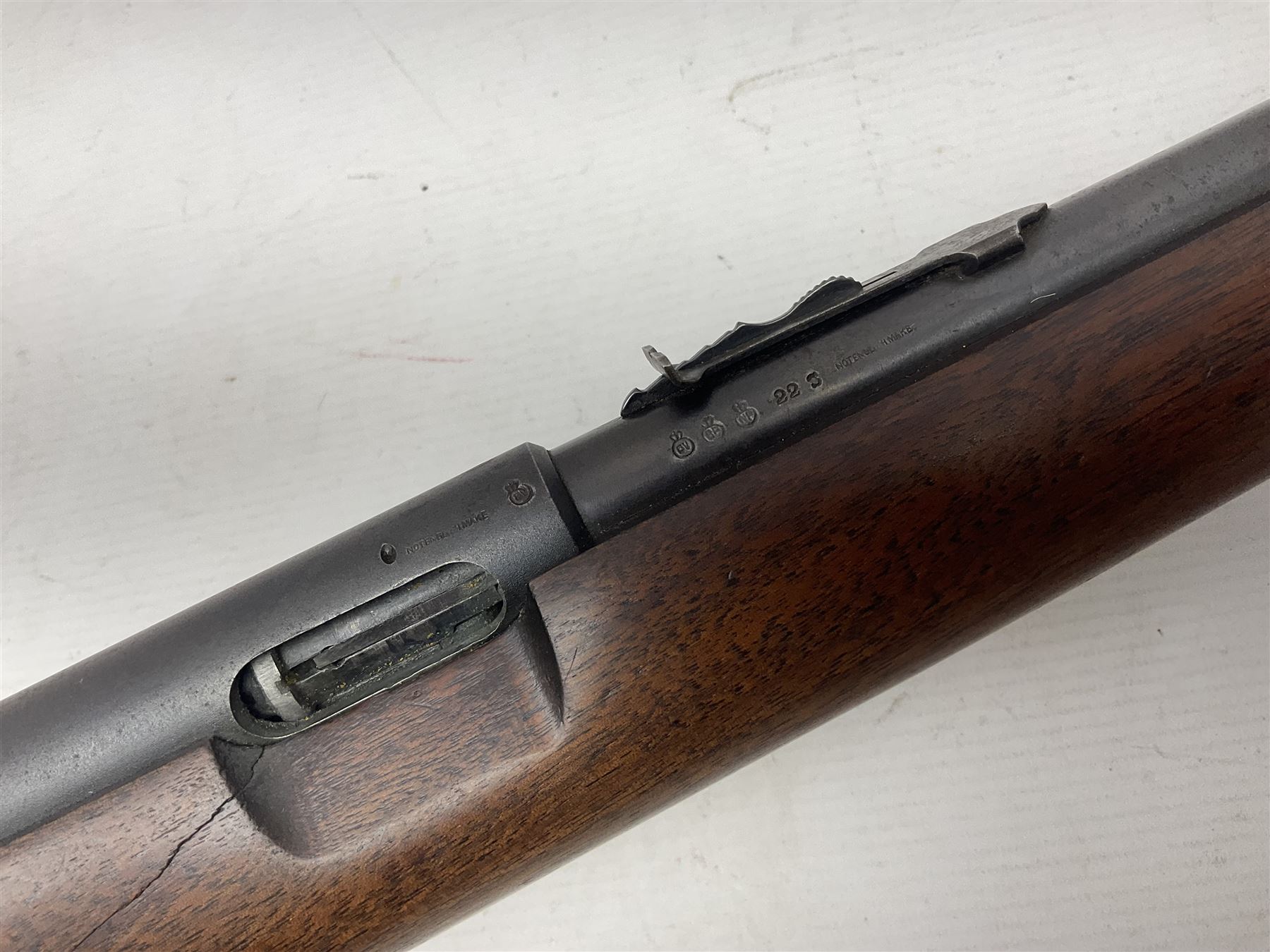 FIREARMS CERTIFICATE REQUIRED - Winchester Model 74 .22SR semi-automatic single shot rifle - Bild 10 aus 24