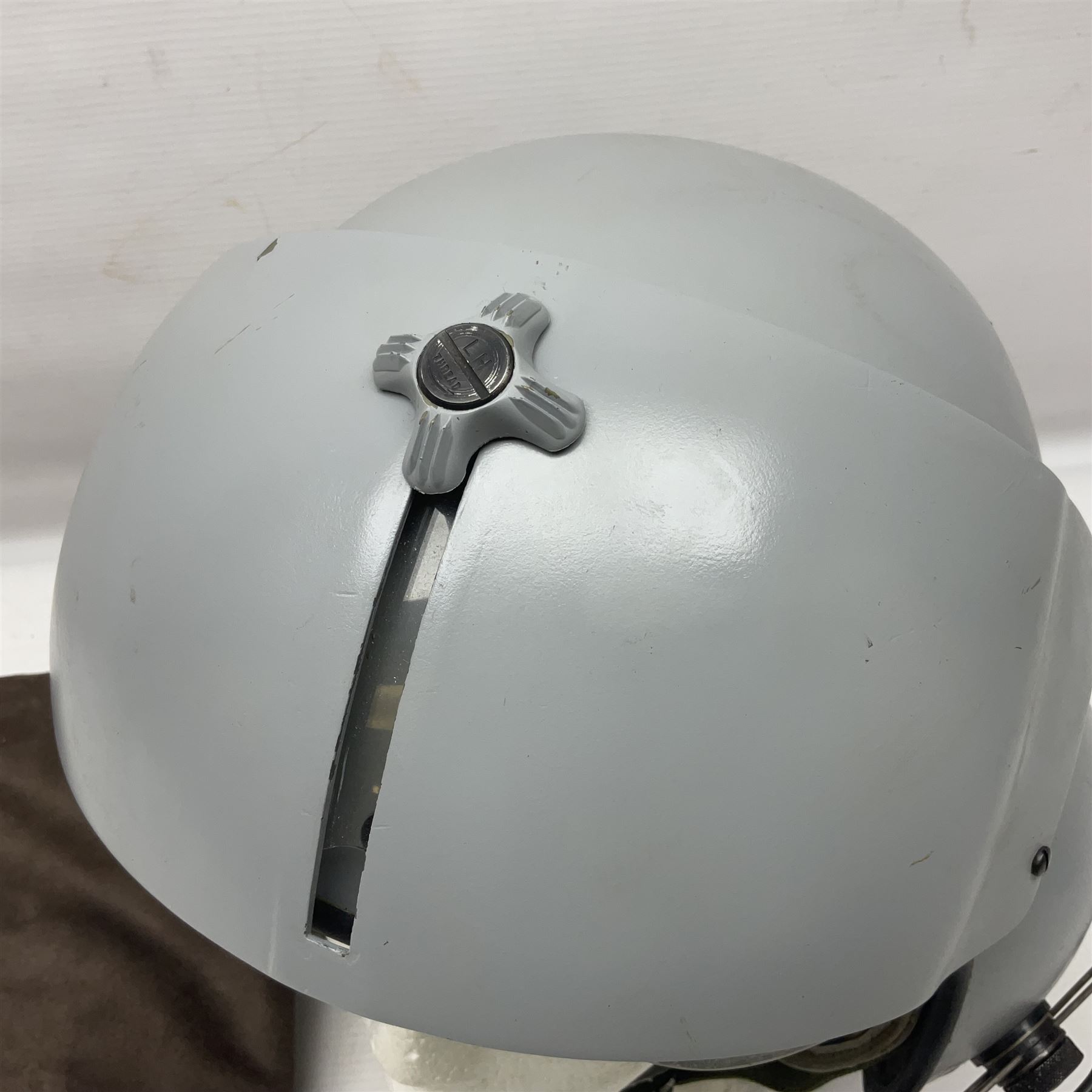 Silver grey SPH-4B Flight Helmet as used by helicopter pilots in the USAF and US Army in the 1990s; - Image 2 of 20