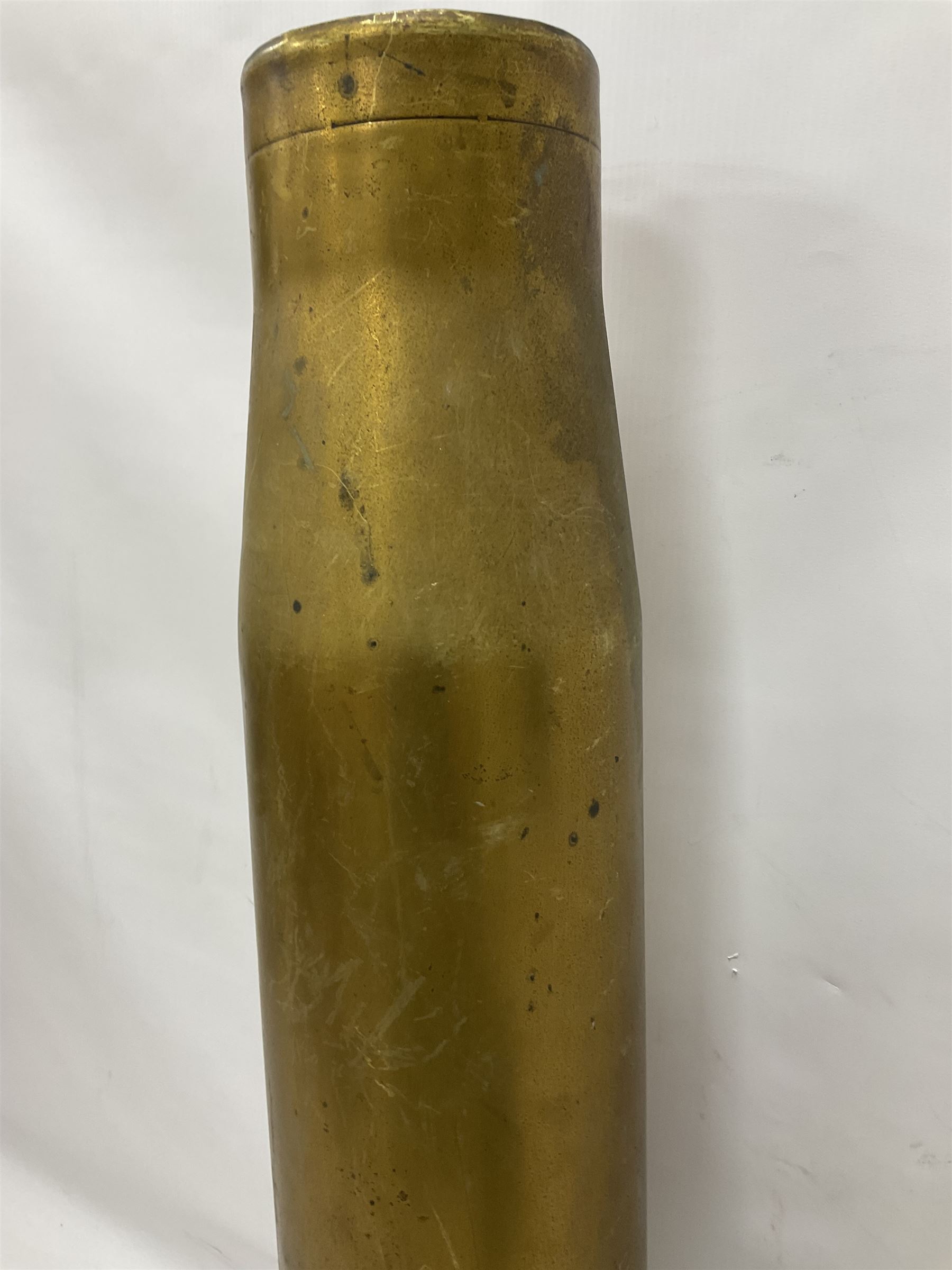 Large brass shell case - Image 8 of 12