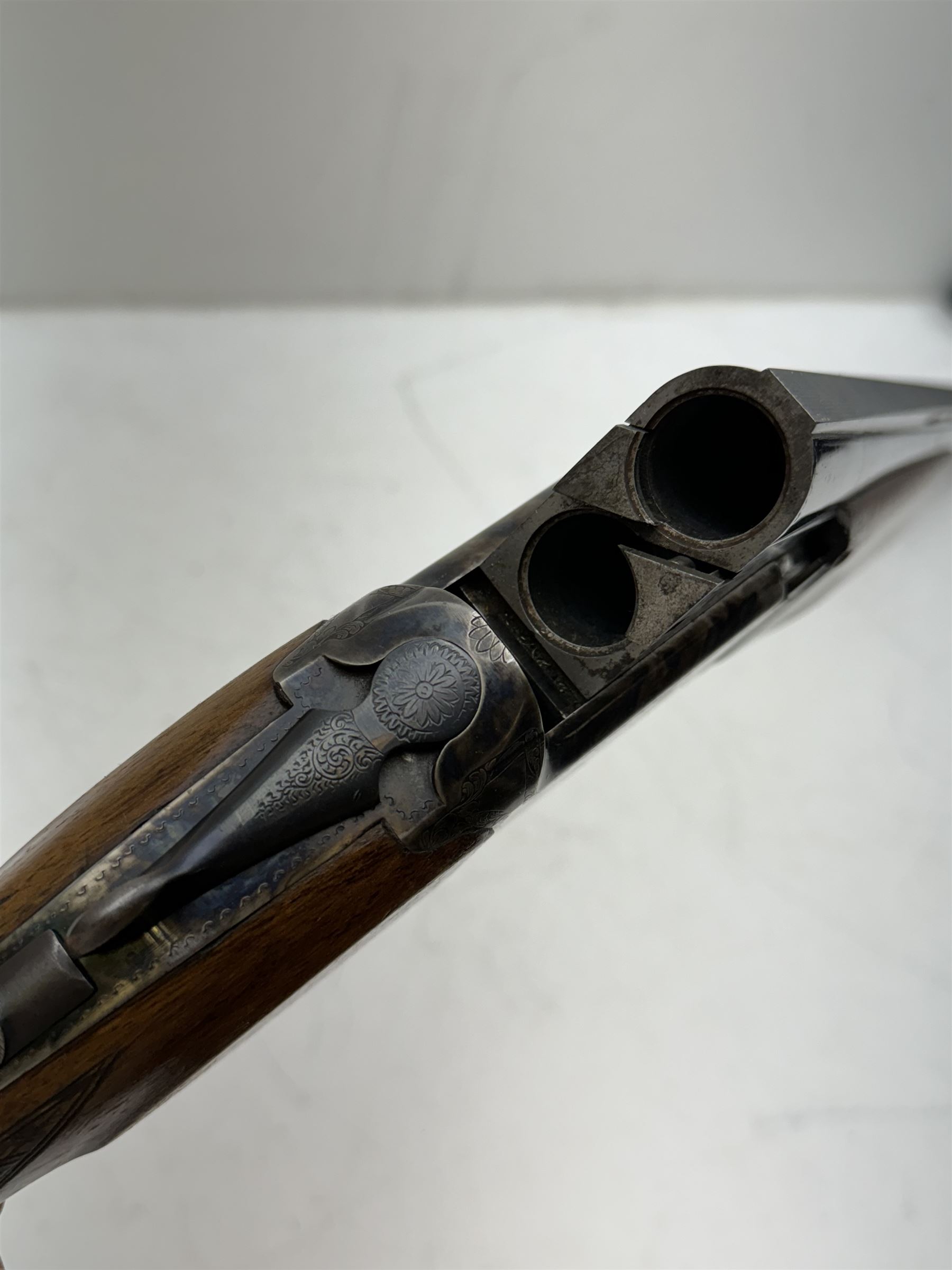 SHOTGUN CERTIFICATE REQUIRED - 12 bore shotgun - Image 10 of 26