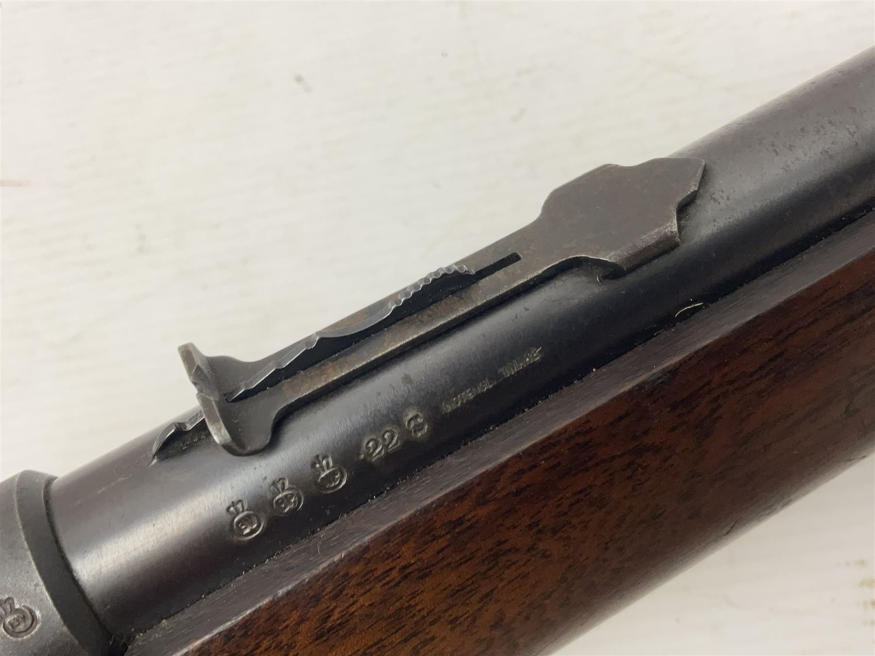 FIREARMS CERTIFICATE REQUIRED - Winchester Model 74 .22SR semi-automatic single shot rifle - Bild 13 aus 24