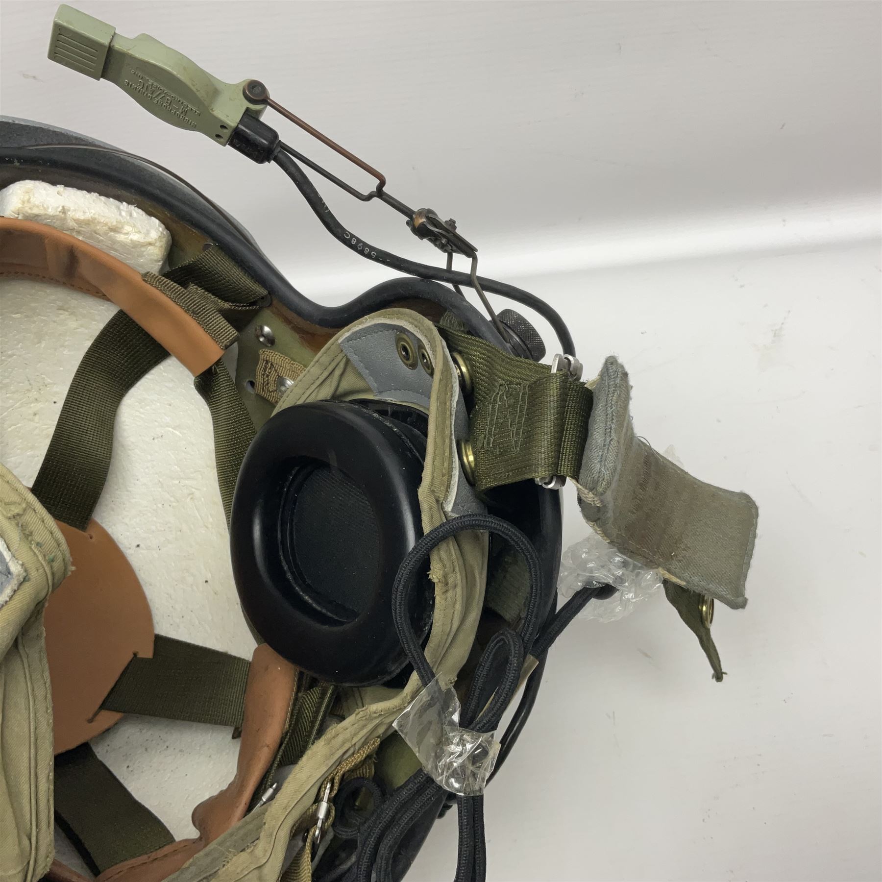 Silver grey SPH-4B Flight Helmet as used by helicopter pilots in the USAF and US Army in the 1990s; - Image 12 of 20