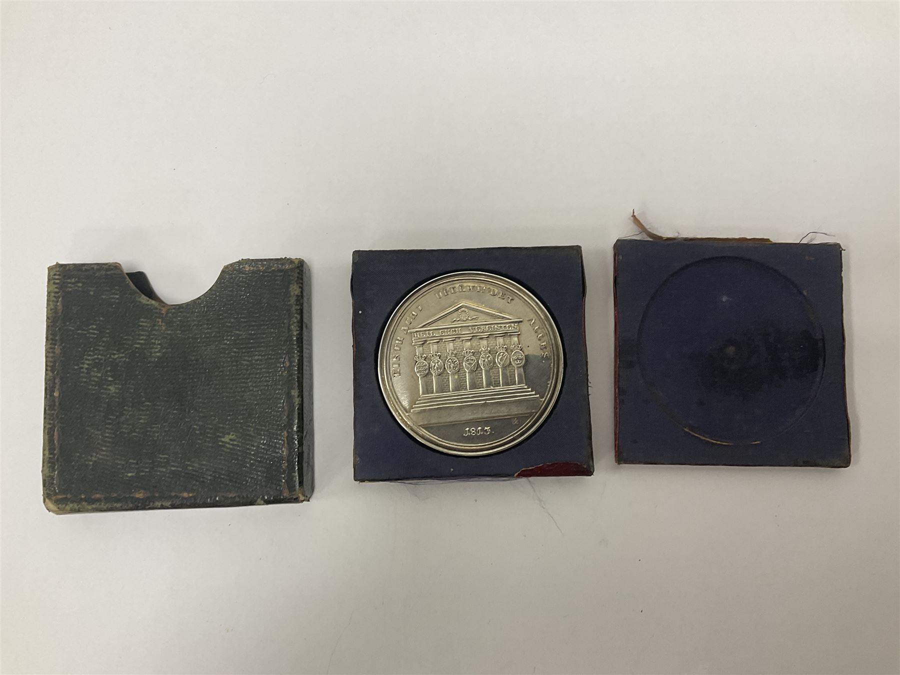 Grolier Club’s silver Schraubmedaille to commemorate the German campaign of 1813 - Image 18 of 18