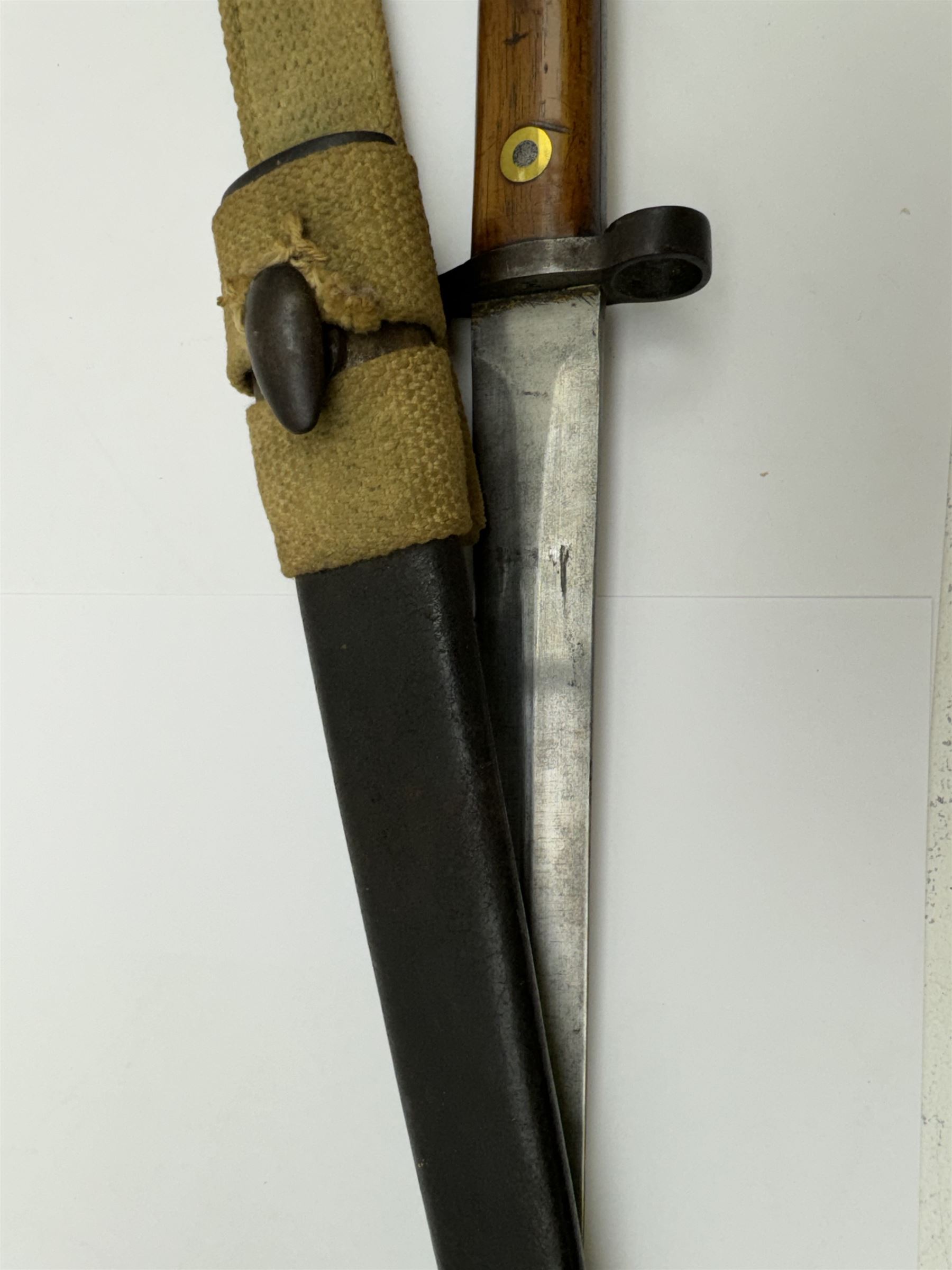 WWII Lee Metford rifle bayonet with original scabbard marked 586 - Image 7 of 8