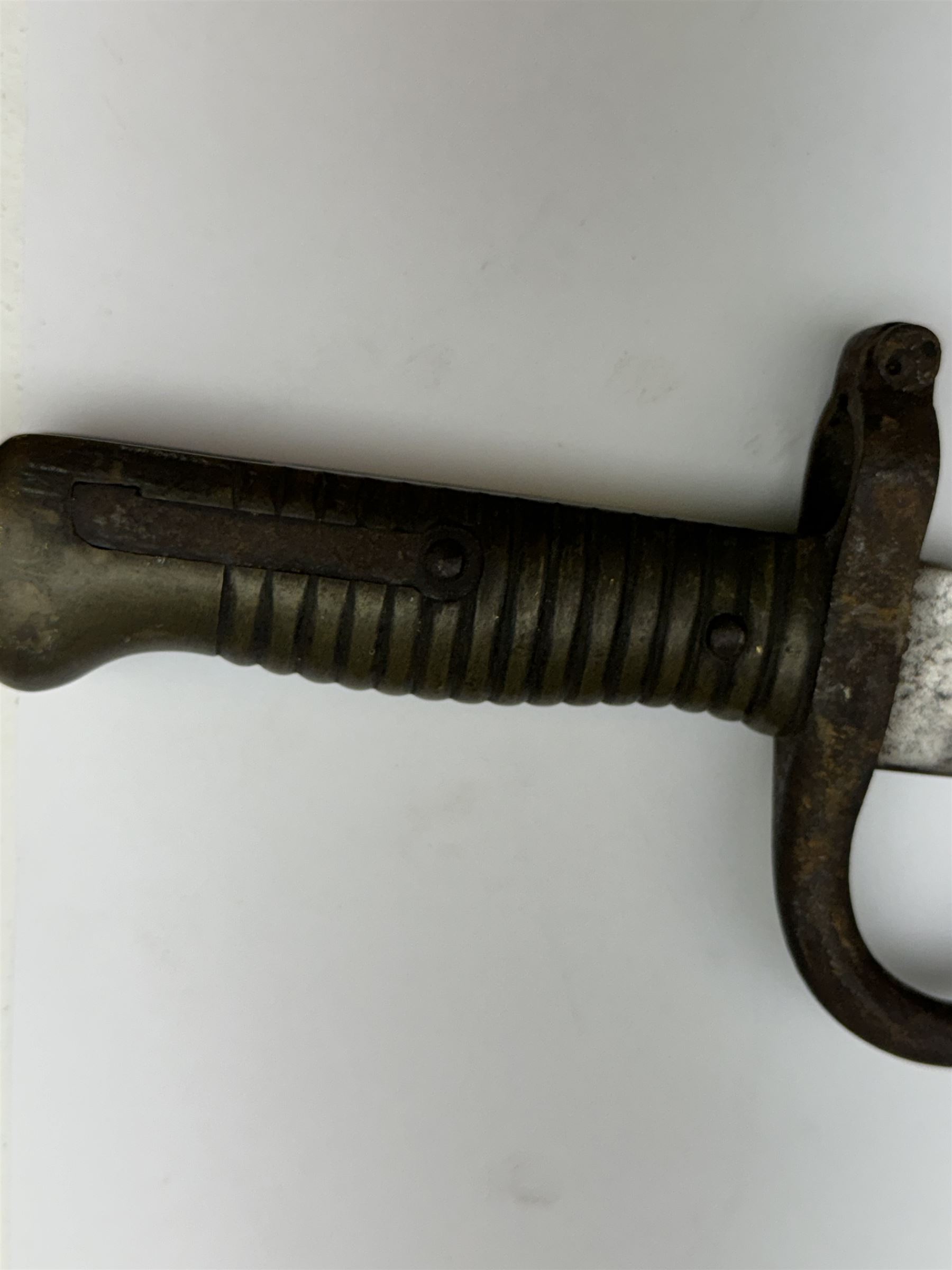 WWI French Chassepot Sword bayonet 57cm steel blade inscribed to the back-edge 'Tulle Juillet 1874' - Image 3 of 7