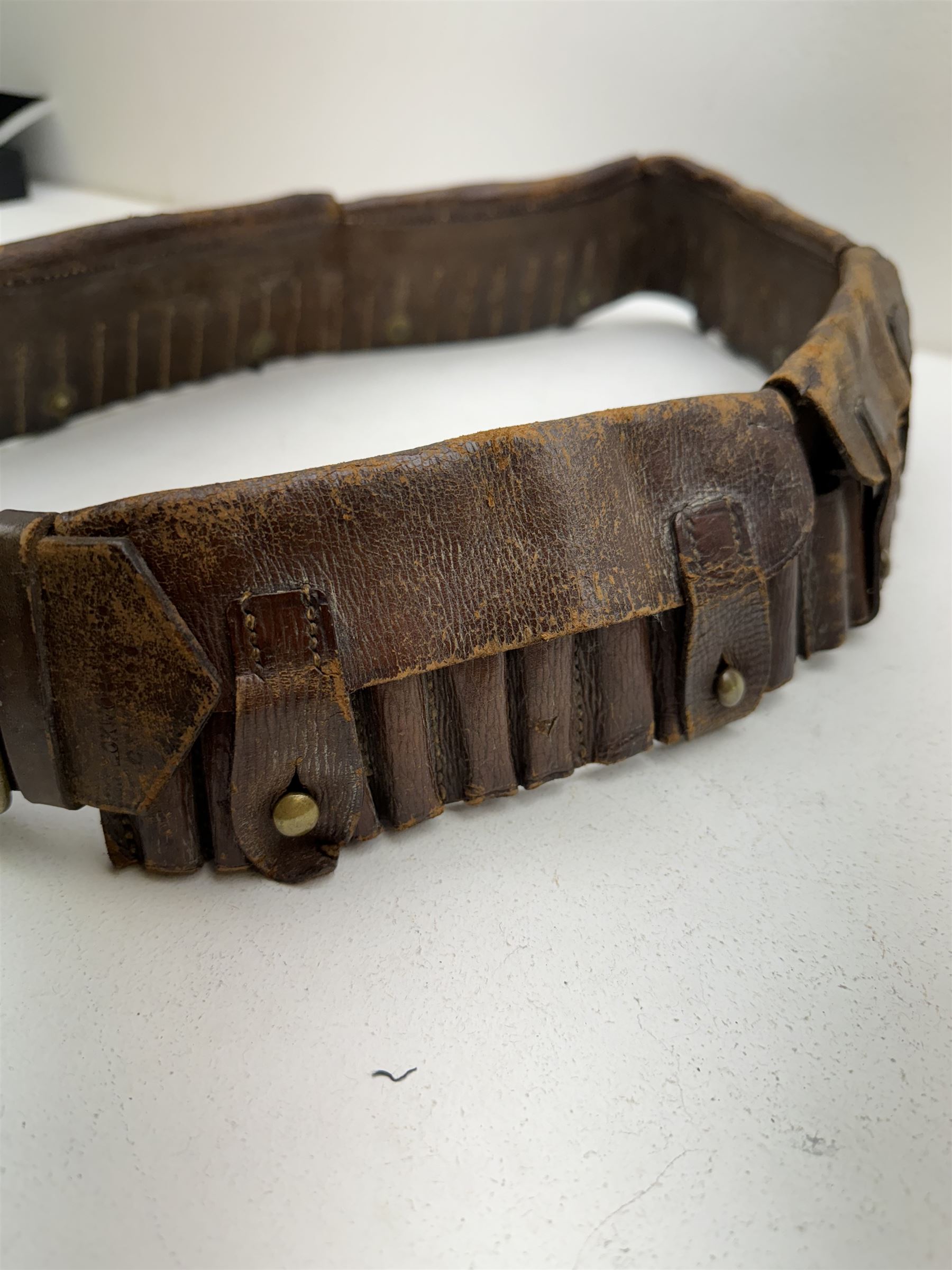 Boer War mounted infantry bandolier for fifty rounds; strap stamped Heckworth & Co - Bild 3 aus 4