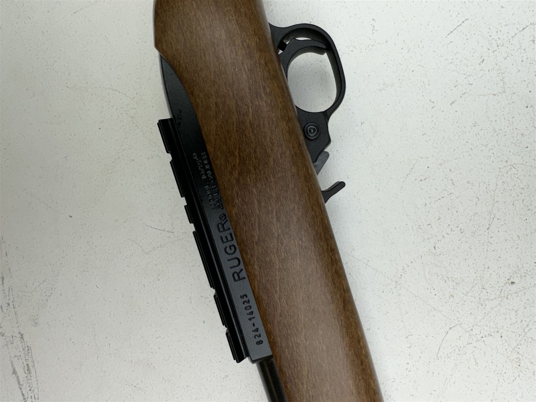 SECTION 1 FIREARMS CERTIFICATE REQUIRED - Ruger model 10-22 .22lr semi auto rifle with 46cm (18") ba - Image 7 of 13