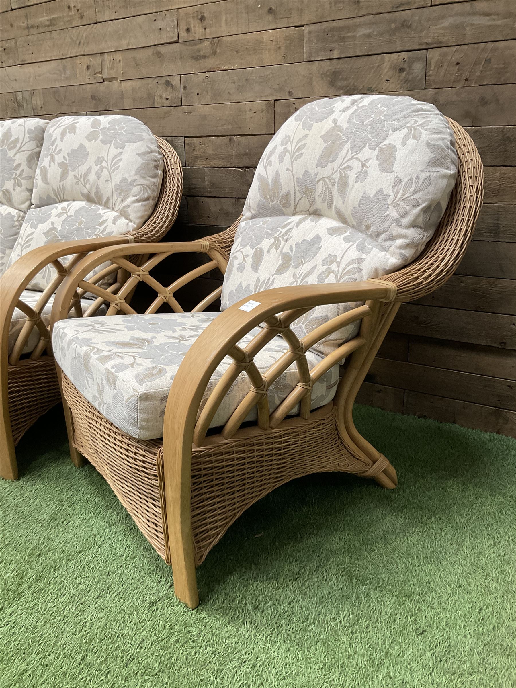 Two seat cane conservatory sofa - Image 2 of 4