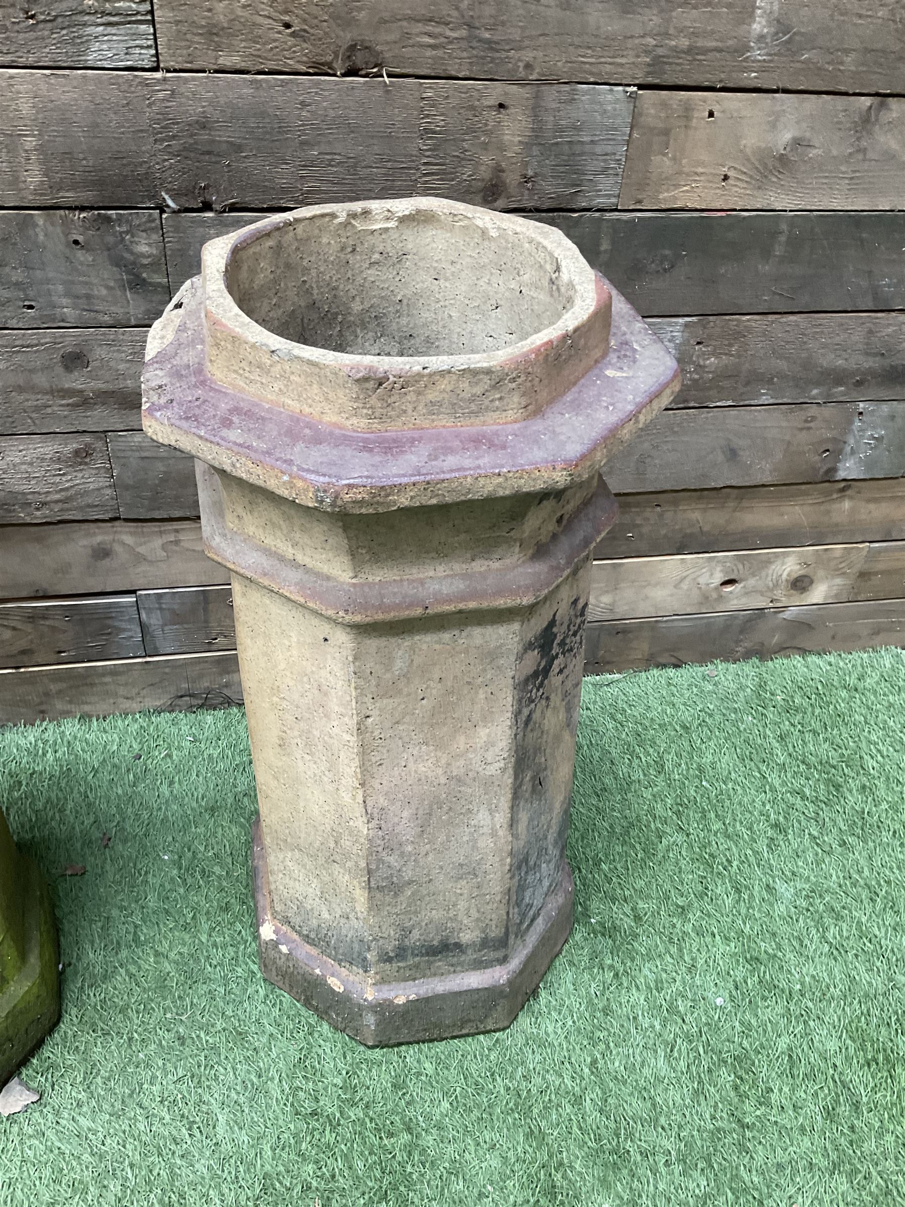Pair of octagonal terracotta chimney pots - Image 2 of 3