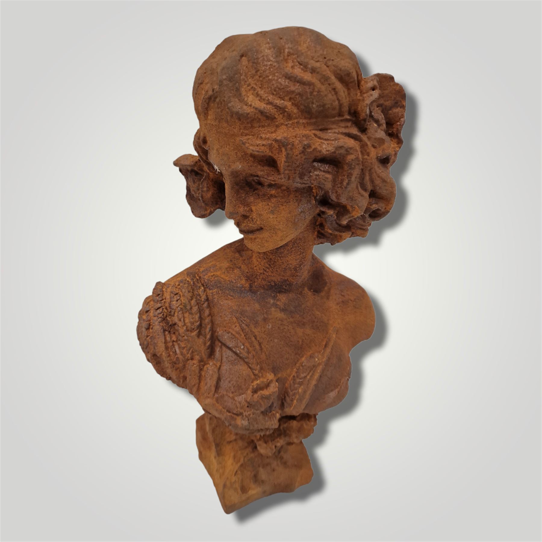 Victorian style cast iron weathered bust of a lady - THIS LOT IS TO BE COLLECTED BY APPOINTMENT FROM - Image 2 of 4