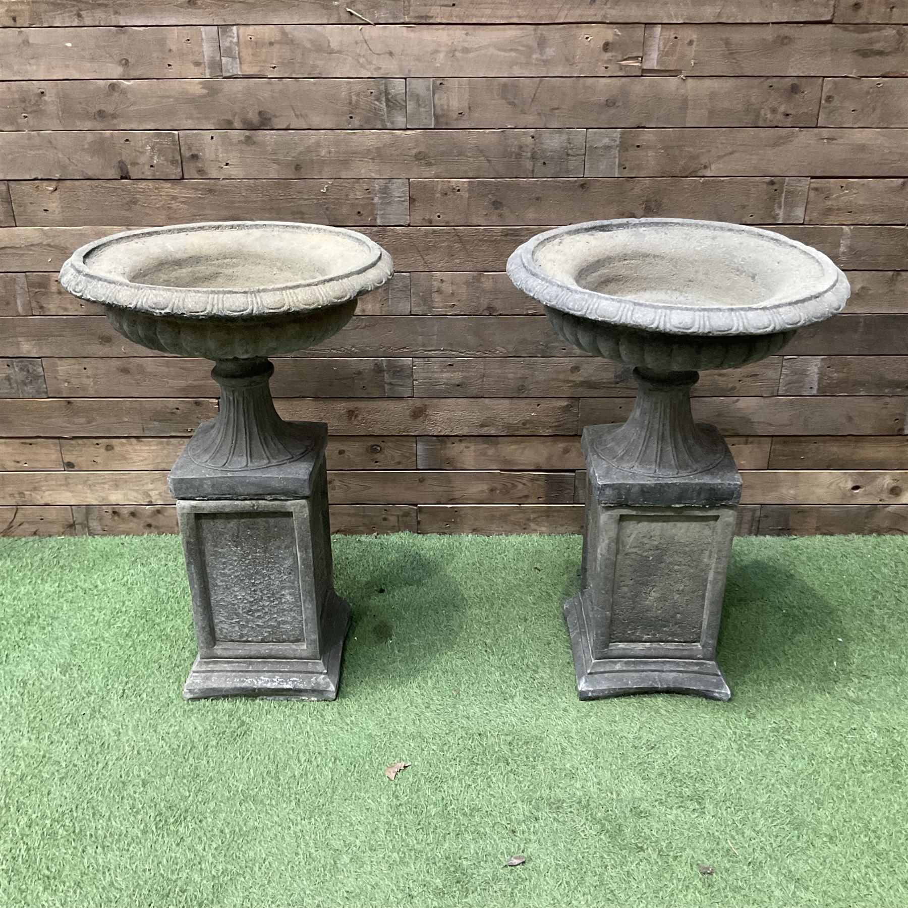 Pair of Victorian design cast stone squat garden urns - Image 3 of 7