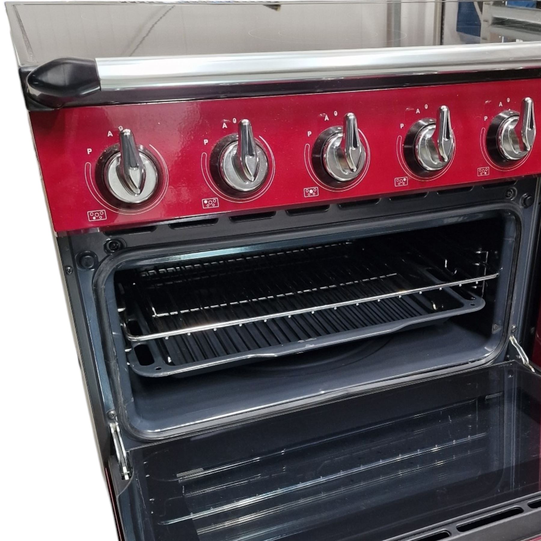 Smeg TR4110IRW Five ring induction cooker in dark red with grill and double ovens - Image 4 of 8