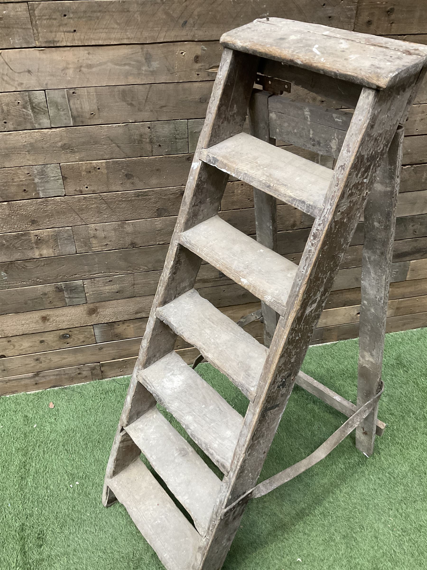 Vintage wooden step ladders - Image 4 of 4