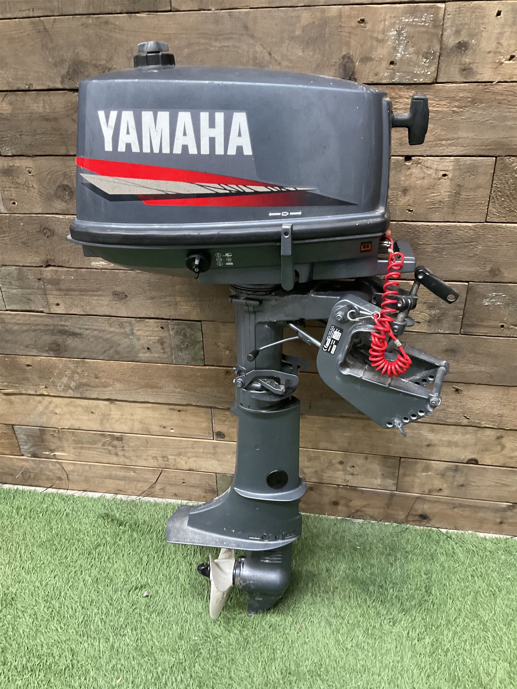 Yamaha 4 outboard motor - Image 2 of 4