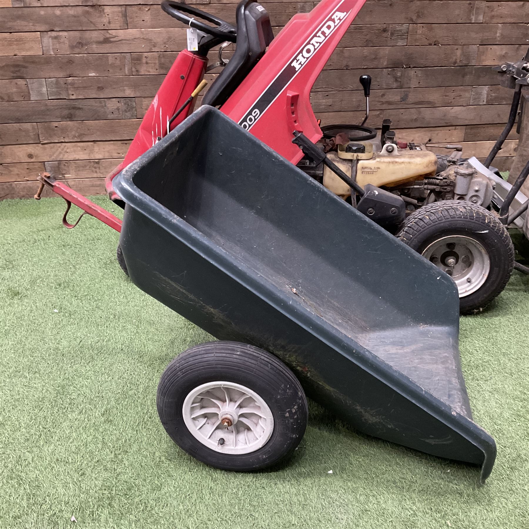 Honda 3009 Garden ride on mower with trailer - Image 6 of 6