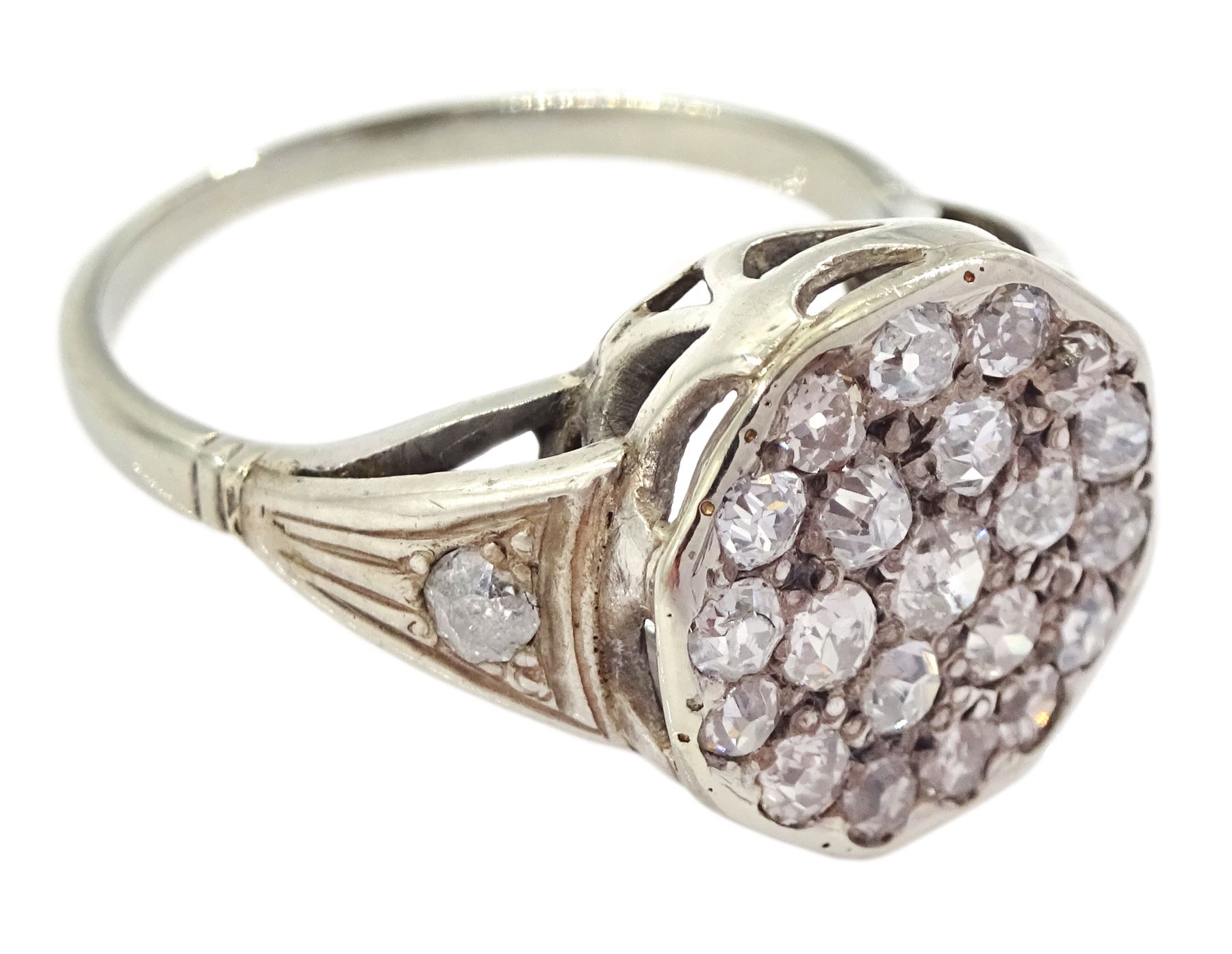 Early 20th century 18ct white gold and silver old cut diamond cluster ring - Image 3 of 4