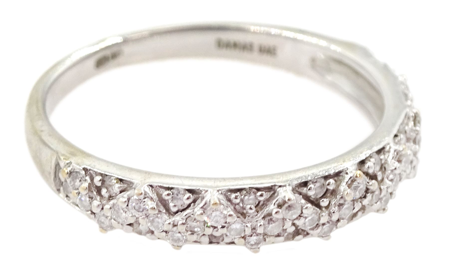 18ct white gold round brilliant cut diamond half eternity ring by Damas - Image 3 of 4