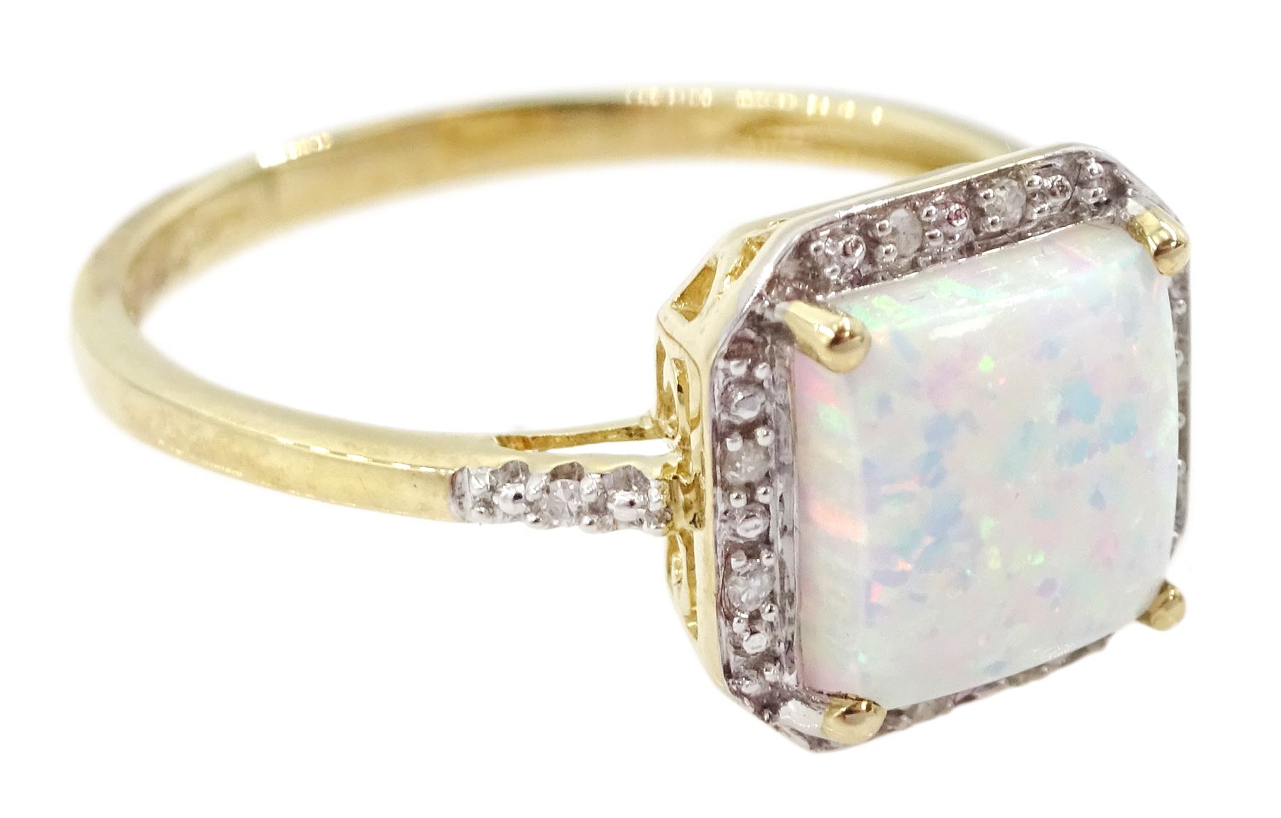 9ct gold opal and diamond cluster ring - Image 3 of 4