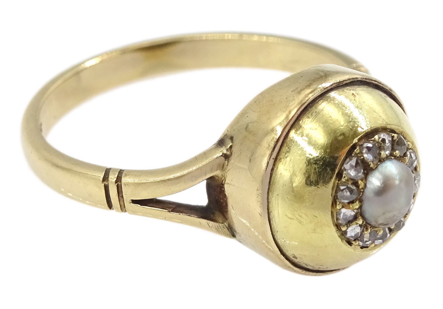 Early 20th century gold old cut diamond and pearl cluster ring - Image 3 of 4