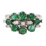 Round cut emerald